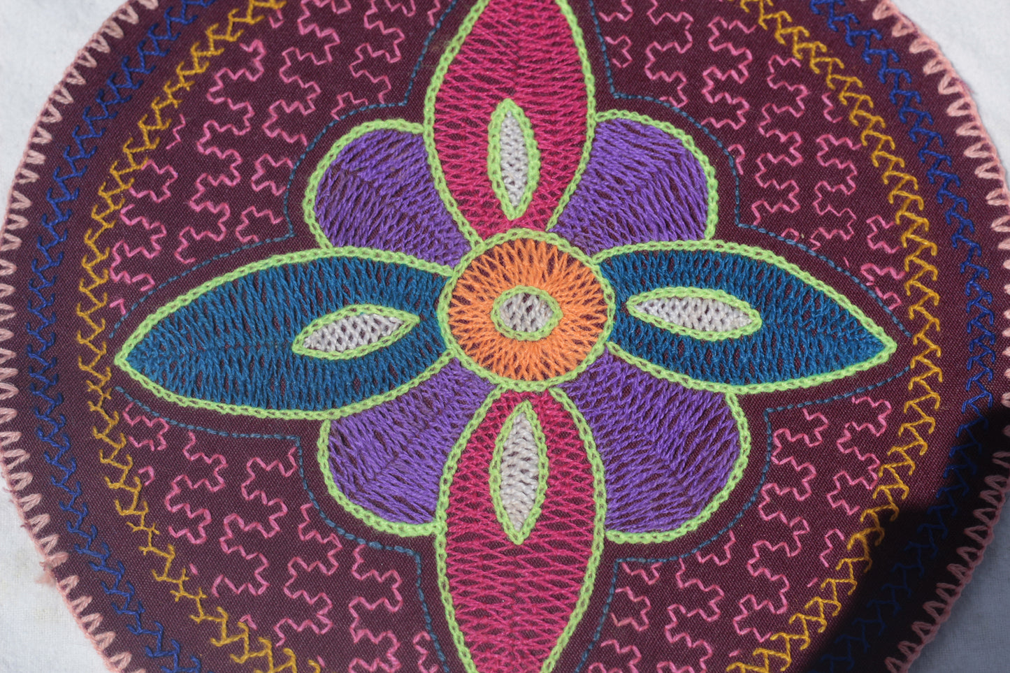 Shipibo-Conibo Aufnäher 22,5cm Diameter - "Florcita" - Sacred Weavings