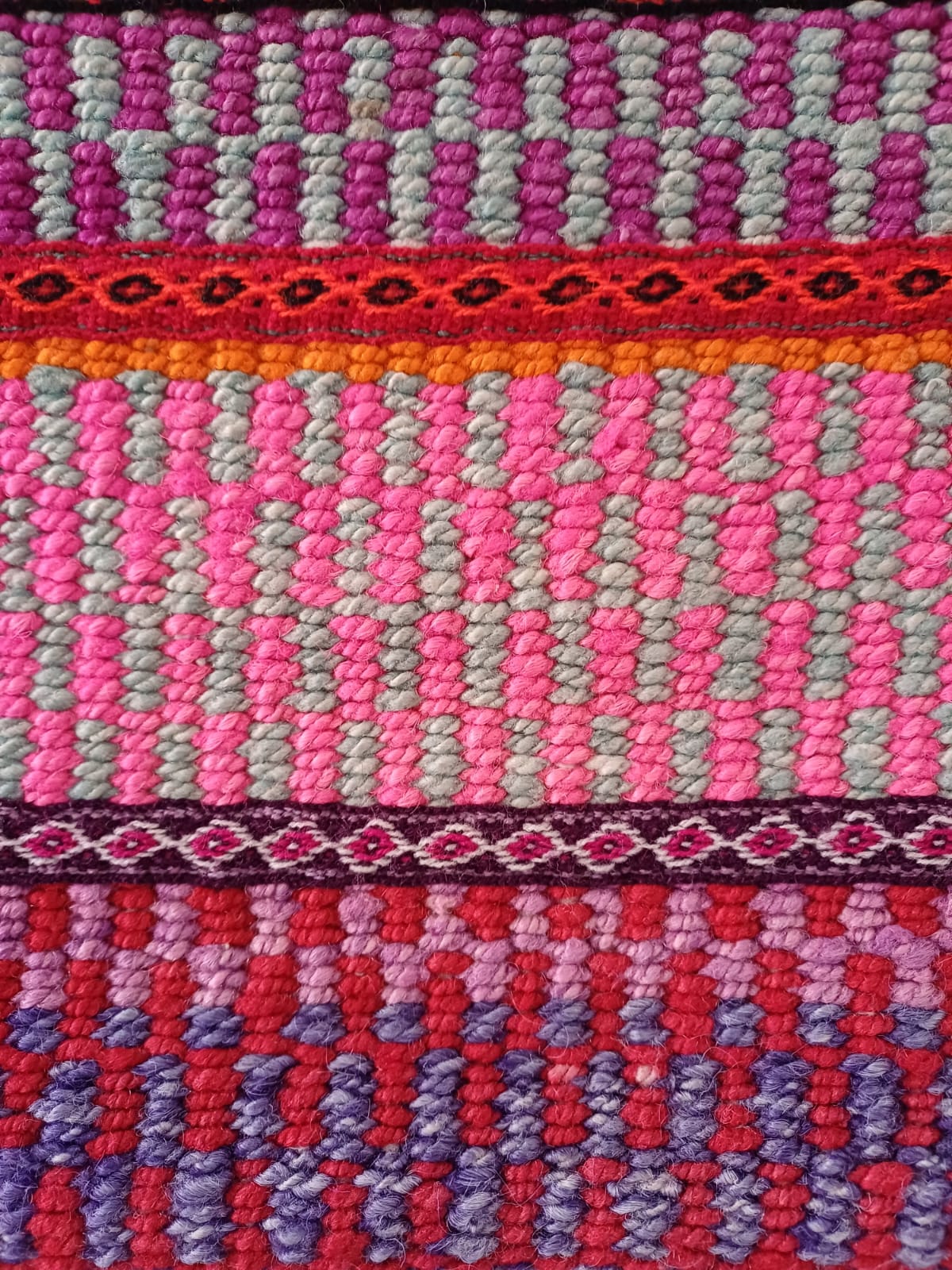 Handgewebte Wolltasche - Lebhaft ethnisch gemustert - Sacred Weavings