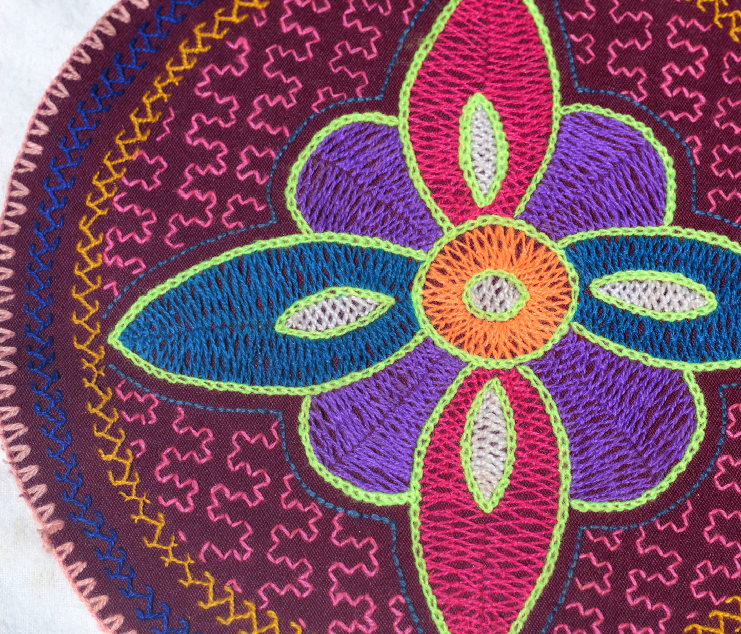 Shipibo-Conibo Aufnäher 22,5cm Diameter - "Florcita" - Sacred Weavings