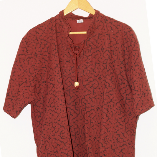 Shipibo Baumwollhemd in Rot  – Handgefertigtes Ethno-T-Shirt