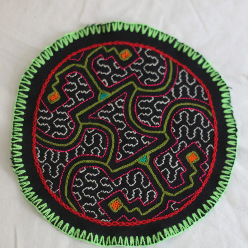 Shipibo patch - 13cm Diameter - Green Power 