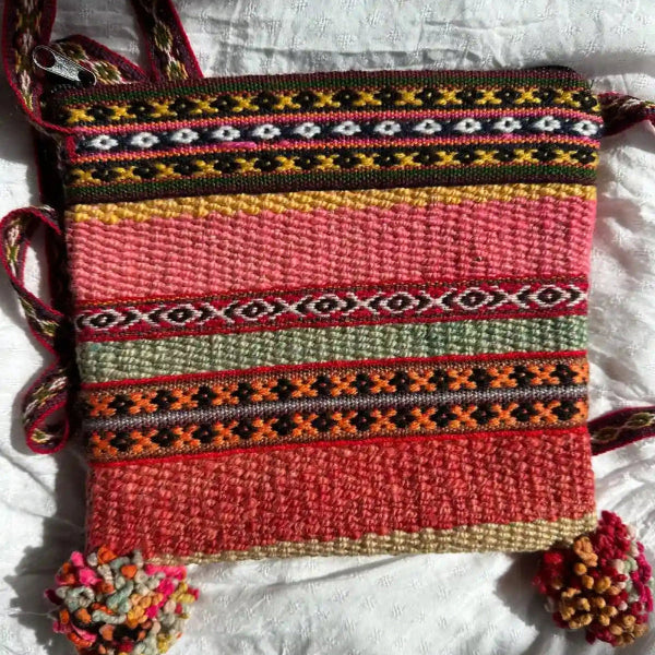 Handwoven shoulder bag made of sheep's wool - Vibrantly patterned - Turquoise, pink, orange