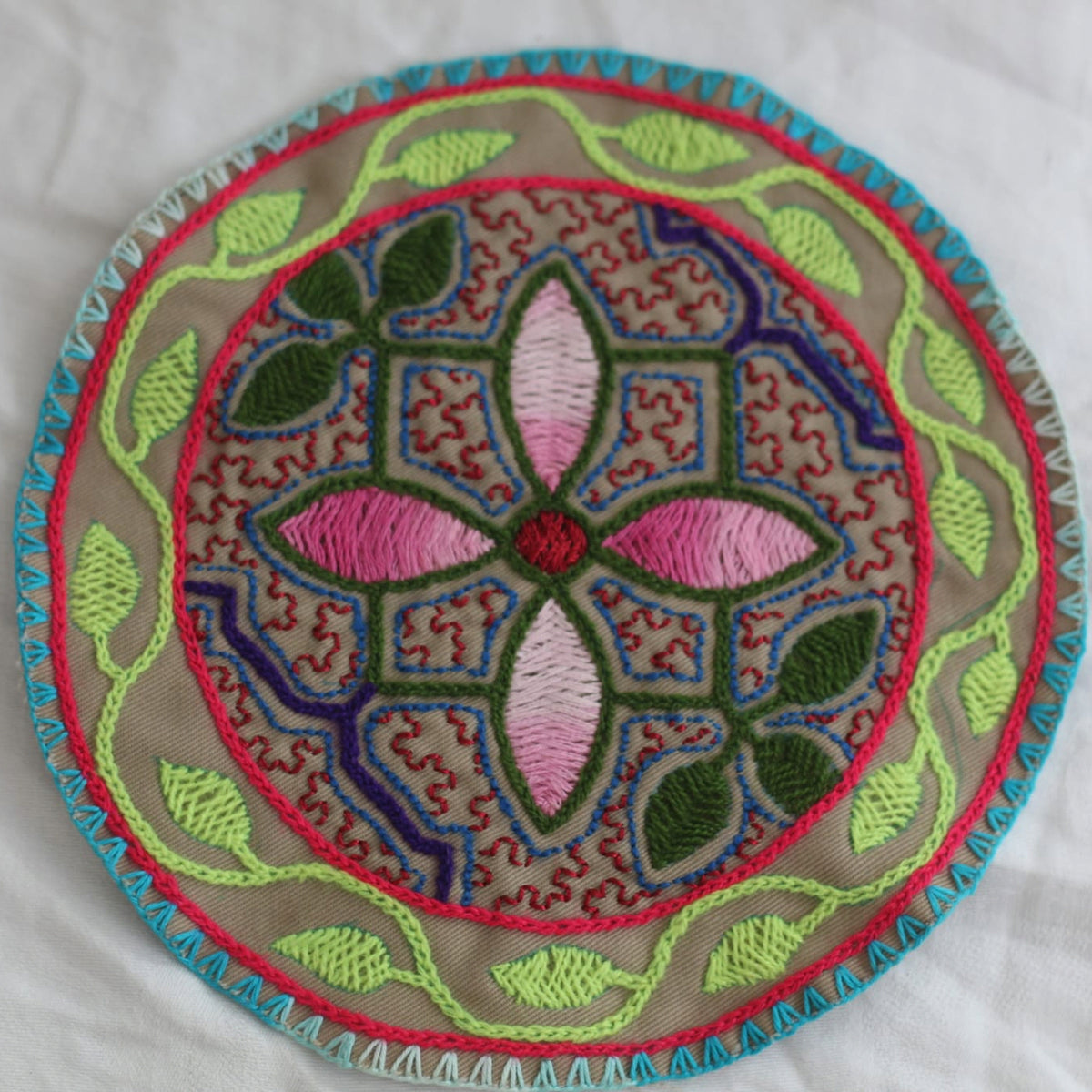 Shipibo Aufnäher - 15.5cm Diameter - Plantas sagradas
