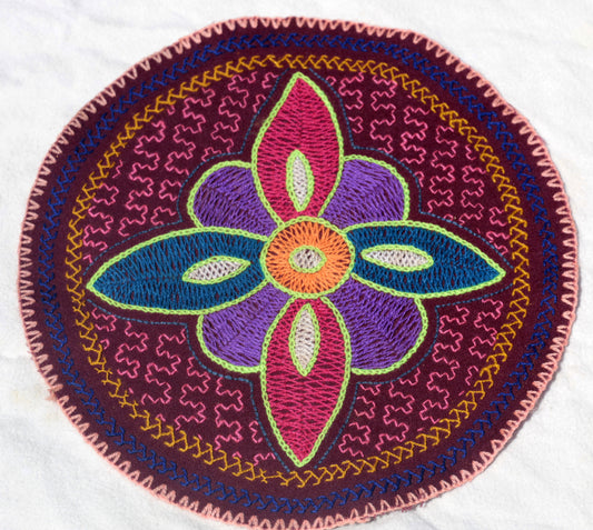 Shipibo-Conibo Aufnäher 22,5cm Diameter - "Florcita" - Sacred Weavings 