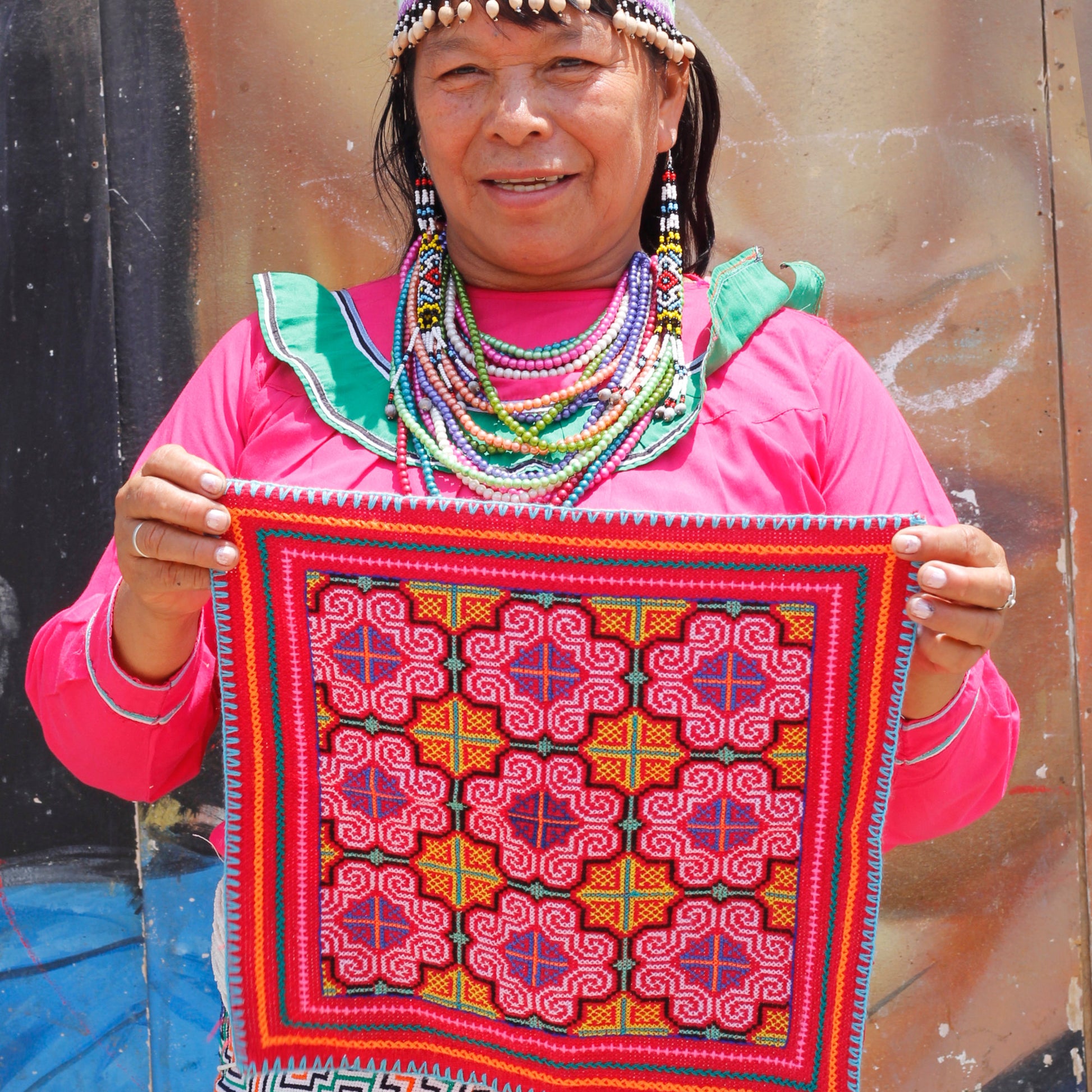 Shipibo Altar Tuch in Rot, 38x35cm - Sacred Weavings 