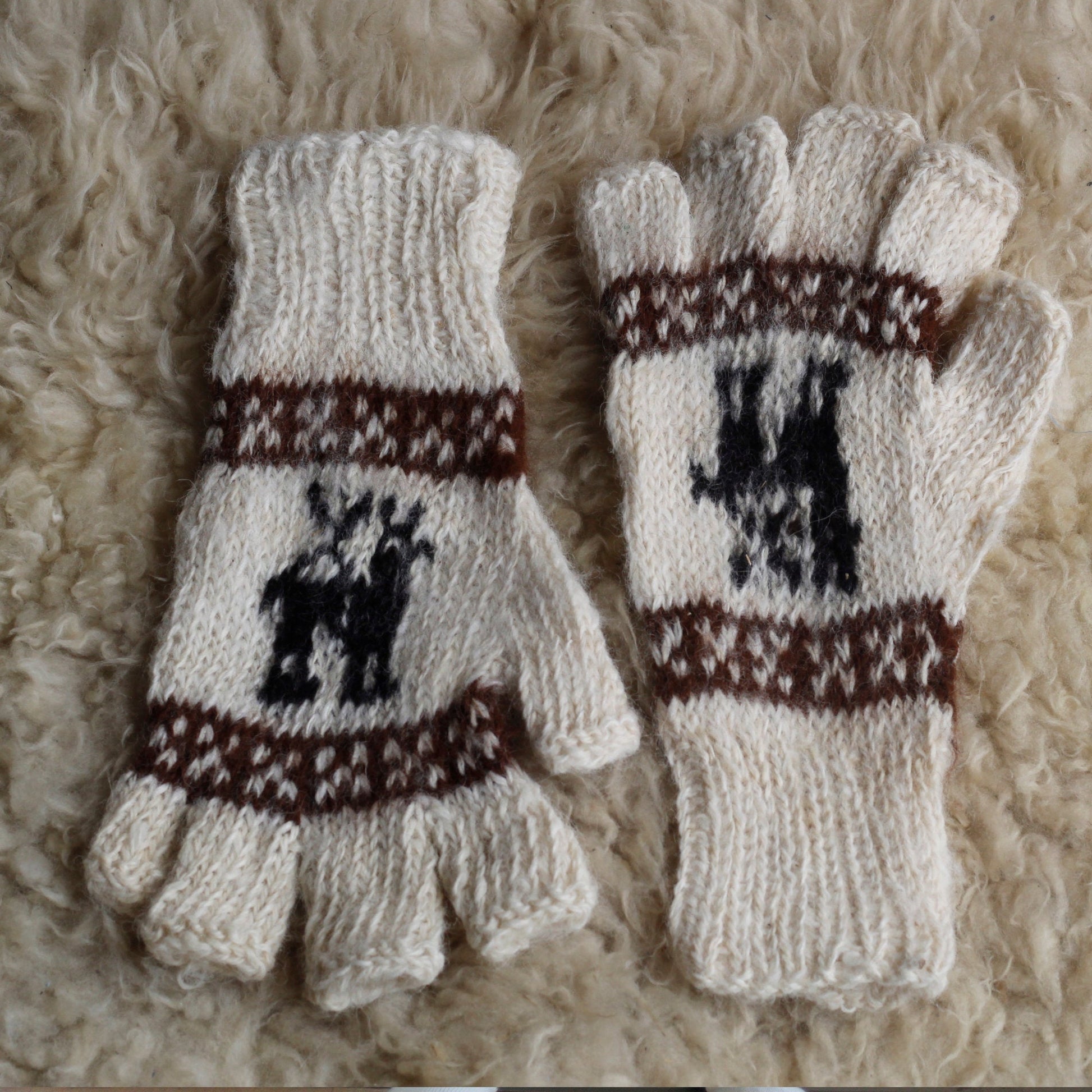 Fingerlose Alpaka-Handschuhe mit Alpaka-Muster – Sacred Weavings