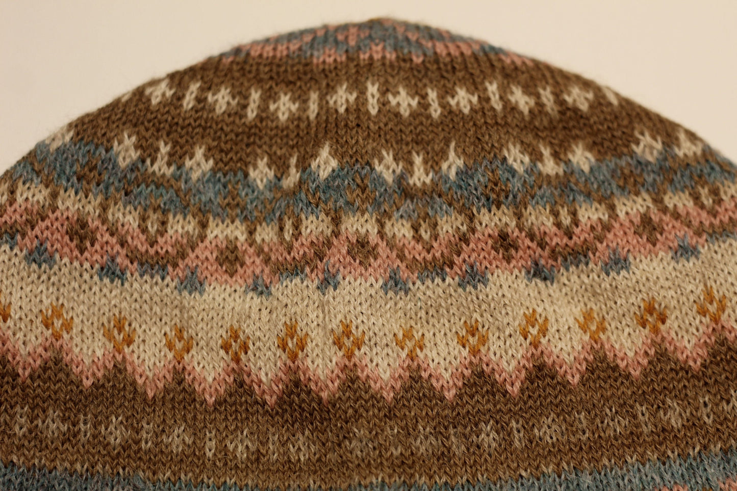Alpaka Wollmütze & Pulswärmer Kombination - Stil: Frühlingsgefühle - Sacred Weavings 
