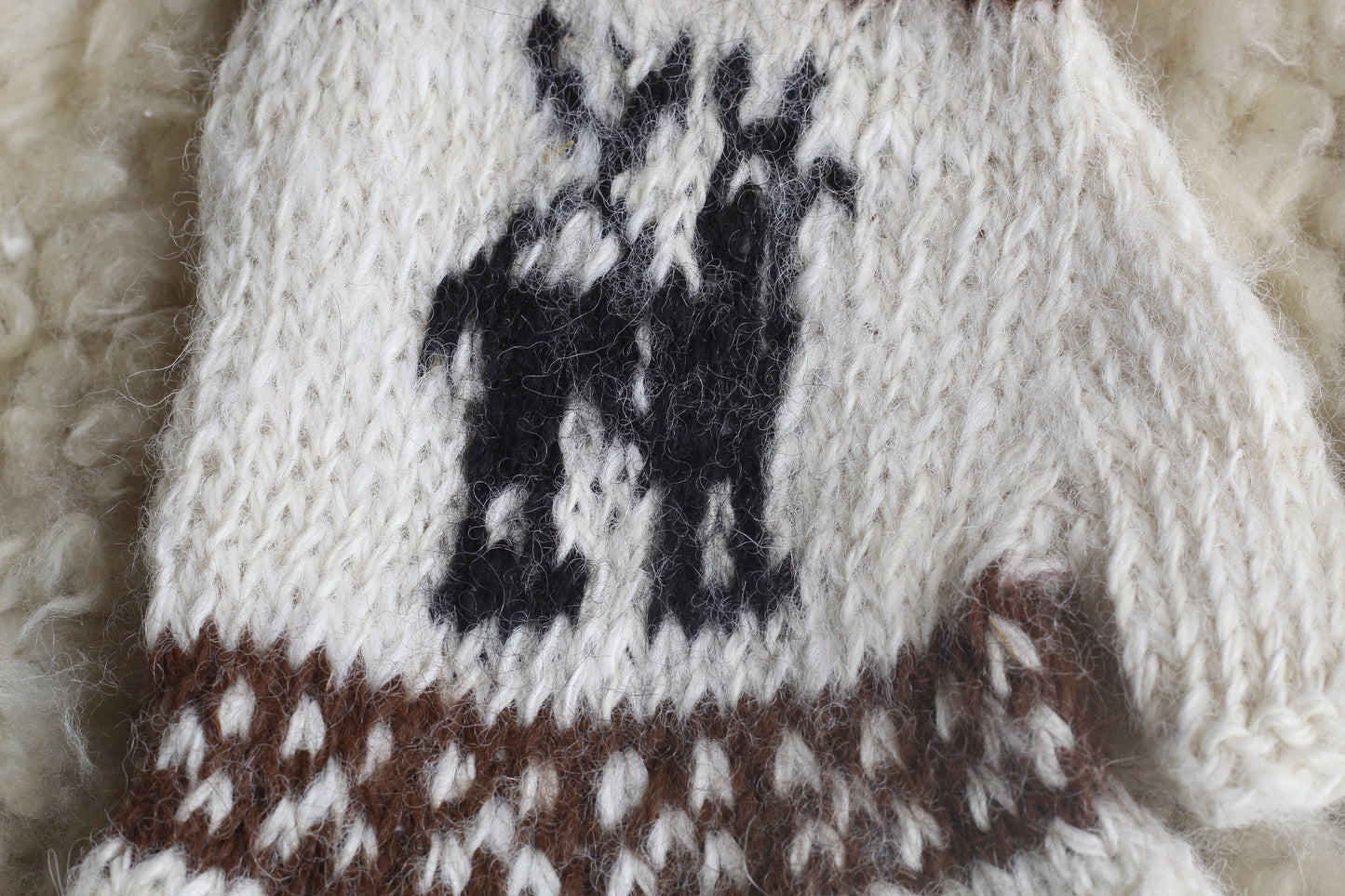Fingerlose Alpaka Handschuhe mit  Alpaka Design - Sacred Weavings 